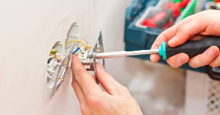 Электромонтажные работы Ростов цена 472 руб Электрика под ключ